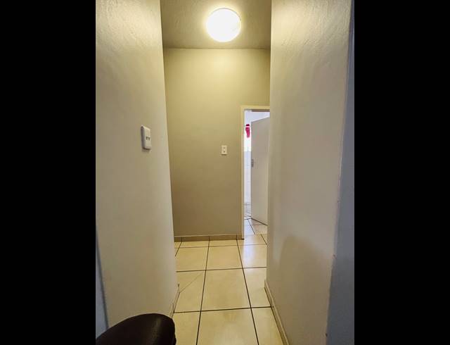 2 BEDROOM APARTMENT FOR SALE IN WATERKLOOF GLEN